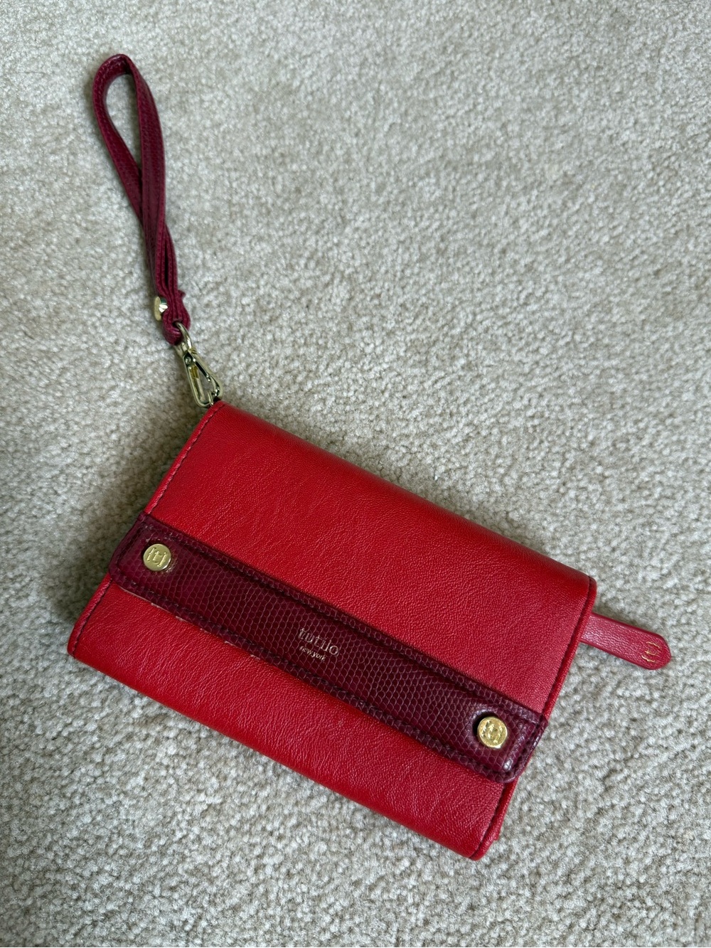 Red wristlet wallet clutch smartphone holder tutilo New York